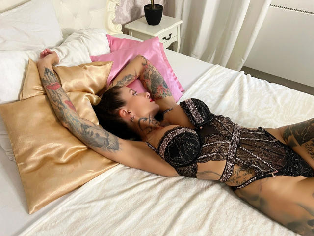 SynthiaRich-hot - Live porn &amp; sex cam - 22940605