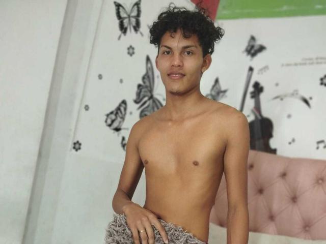 Totonev - Sexe cam en vivo - 22951105