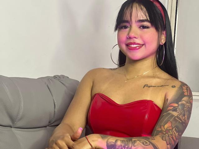 ThaliaCasstro - Live porn &amp; sex cam - 22954825