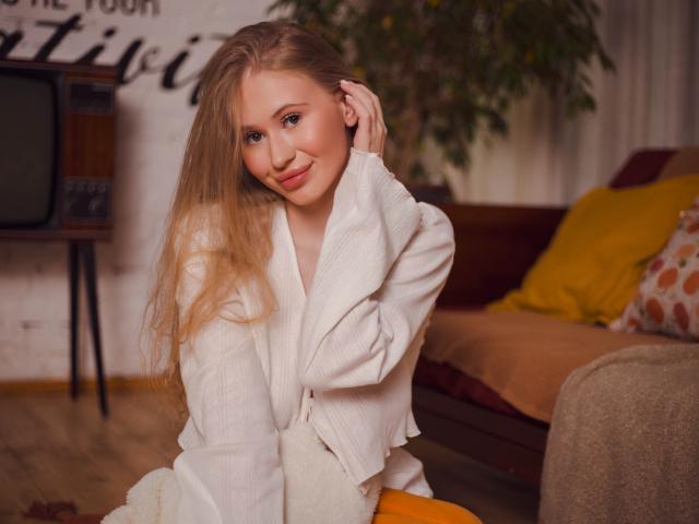 ViolettaSteward - Élő pornó és szexkamera - 22961209