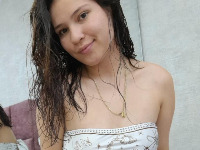 CelesteDash - Élő pornó és szexkamera - 22966425