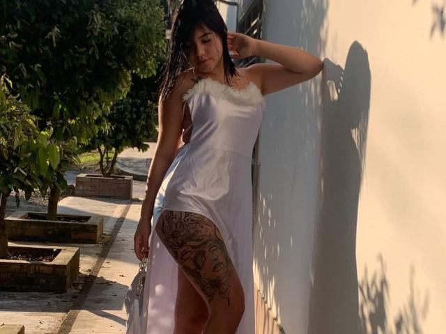 DulcineaSegura - Porno na żywo i seks kamera - 22966969