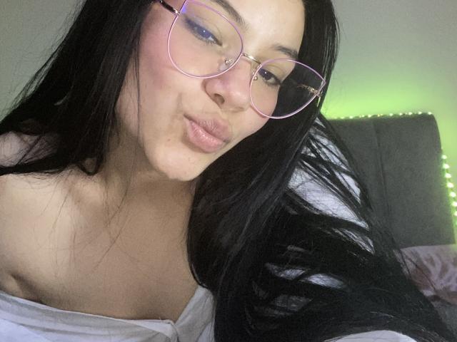 Ebba - Élő pornó és szexkamera - 22967757
