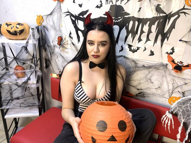IlonaVisky - Live porn &amp; sex cam - 22970185