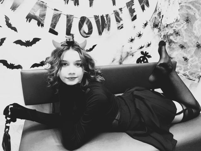 LettyCurly - Live Sex Cam - 22971445