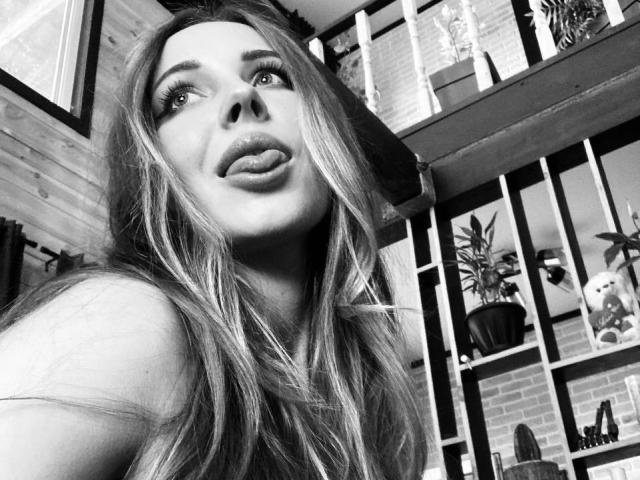 CassandraHottie - Sexe cam en vivo - 22972641