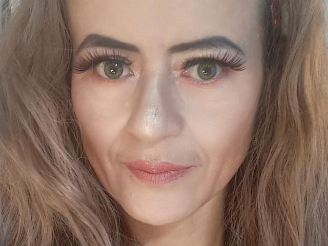 Maghenta - Live sex cam - 22973273