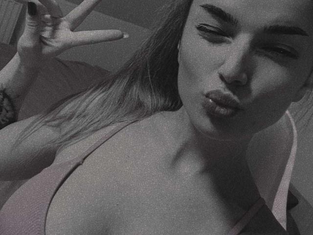 IngridI - сексуальная веб-камера в реальном времени - 22975613