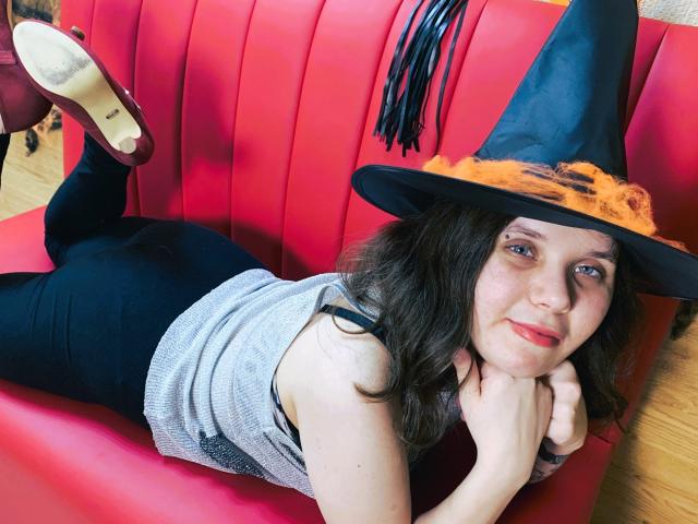 SnezhaTattoo - Live porn &amp; sex cam - 22984581