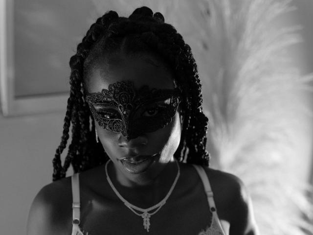 MiaHopson - Live sex cam - 22984585