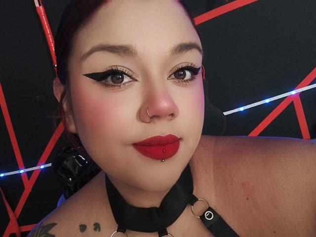 EmilyDom - сексуальная веб-камера в реальном времени - 22985081