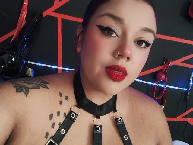 EmilyDom - Live porn &amp; sex cam - 22985917