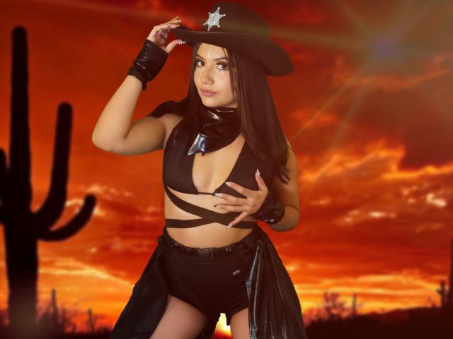 LenaPineli - Sexe cam en vivo - 22986401