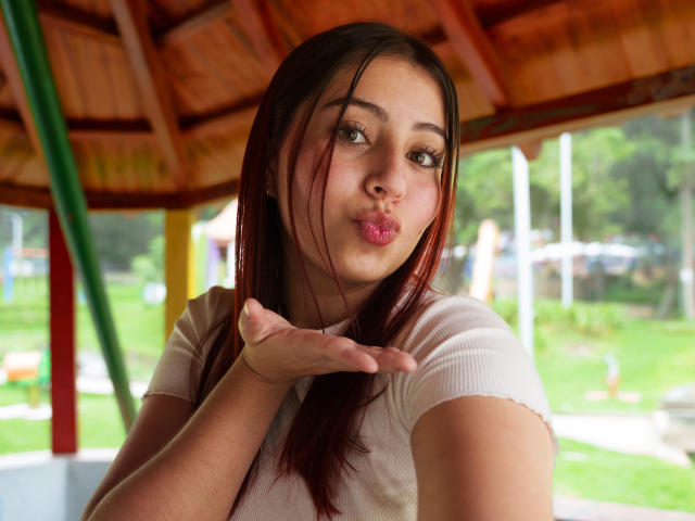 GeorgiaGauthier - Sexe cam en vivo - 22989153