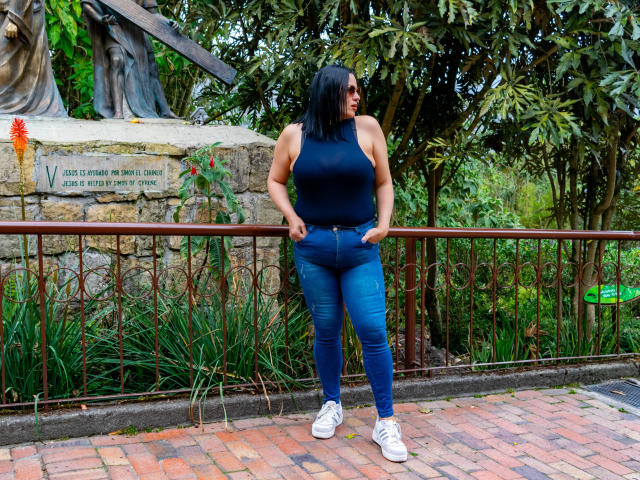 LizaRussell - Live porn &amp; sex cam - 22990657