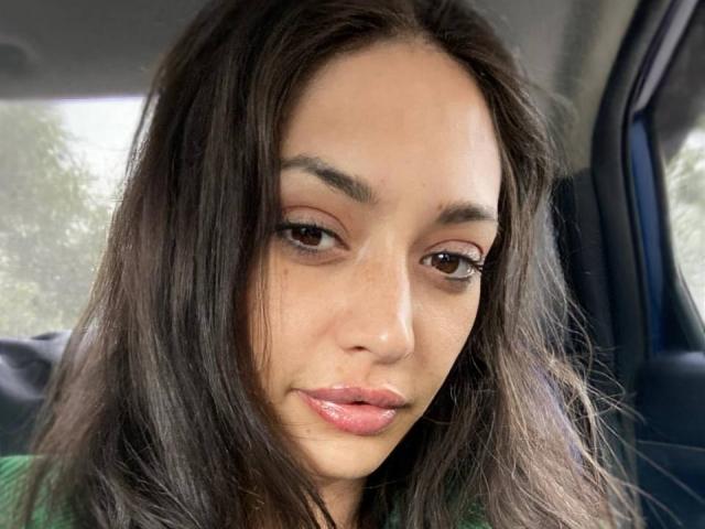 MoniFoxy - Live porn &amp; sex cam - 22996153