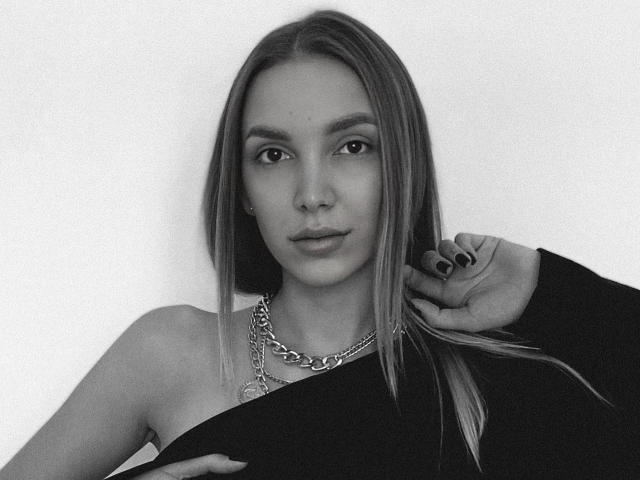 BellaHella - Live porn &amp; sex cam - 22997545