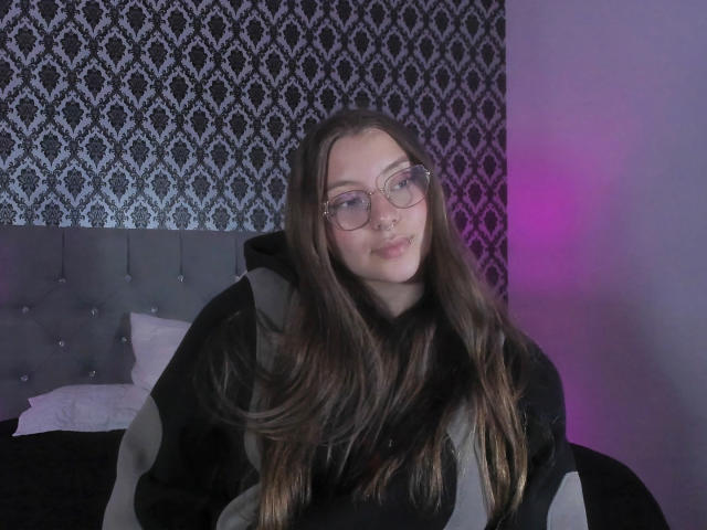 BellaSaeenz - Live porn &amp; sex cam - 23001089