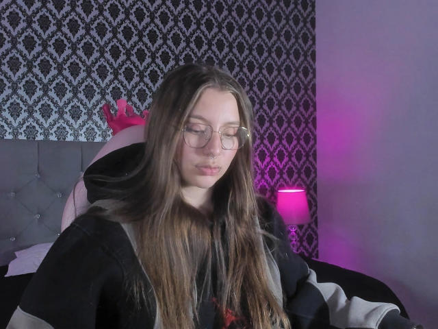 BellaSaeenz - Live porn &amp; sex cam - 23001109