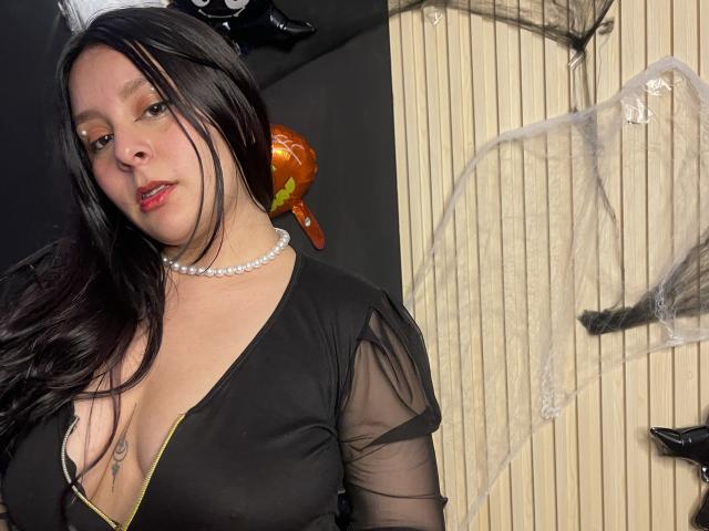 EmaJames - сексуальная веб-камера в реальном времени - 23006057