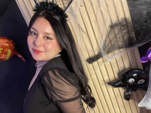 EmaJames - Live sex cam - 23007085