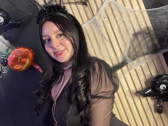 EmaJames - сексуальная веб-камера в реальном времени - 23007113