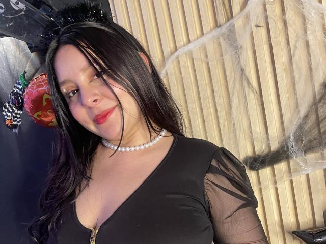 EmaJames - Live sex cam - 23007389