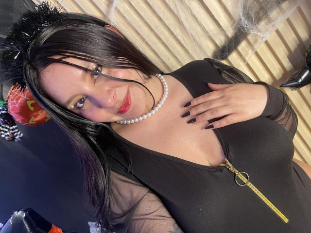 EmaJames - Live porn &amp; sex cam - 23007445