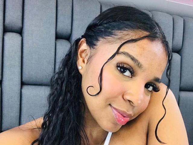 LisaMendez - Live sex cam - 23007453