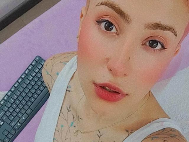 LilCati - Sexe cam en vivo - 23012201