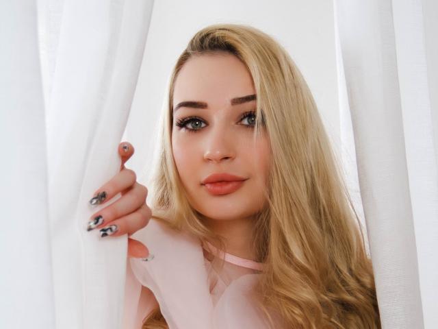 MilanaAnson - Live porn &amp; sex cam - 23015405