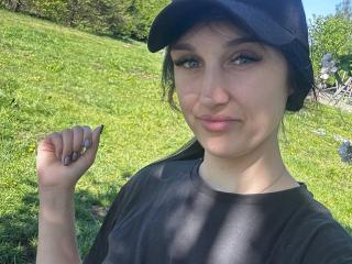 MonicaLune - Camera khiêu dâm &amp; quyến rũ trực tiếp - 23015805