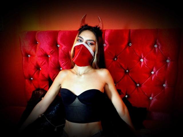 DalilaAlii - Live porn &amp; sex cam - 23016745