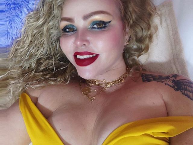 AnnaRichie - Live porn &amp; sex cam - 23023653