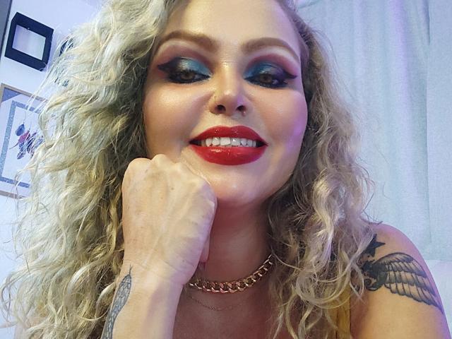 AnnaRichie - Camera khiêu dâm &amp; quyến rũ trực tiếp - 23023709