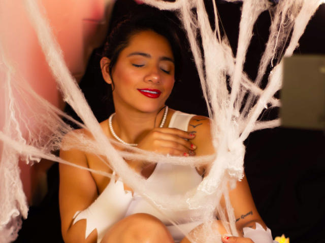 DashaFoxy - Camera khiêu dâm &amp; quyến rũ trực tiếp - 23026425