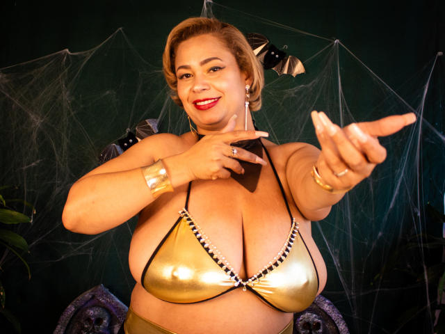 CamelliaDawson - Live porn &amp; sex cam - 23029721