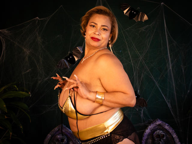 CamelliaDawson - Live porn &amp; sex cam - 23029729