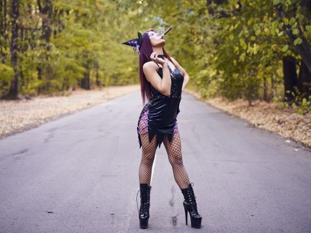 RinaQueenie - 라이브 포르노 &amp; 섹스 캠 - 23030917