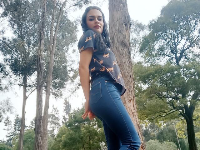 CharlotteBroownie - Live porn &amp; sex cam - 23031209