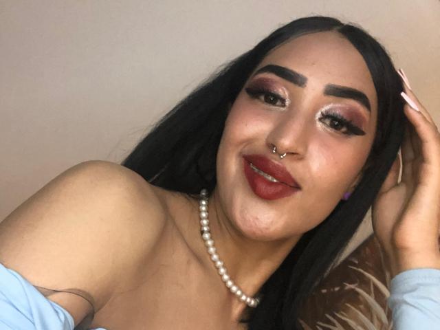 MichellDiaz - Sexe cam en vivo - 23032281