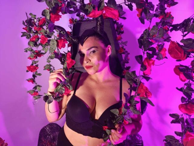 RachelTheran - Live porn &amp; sex cam - 23038121