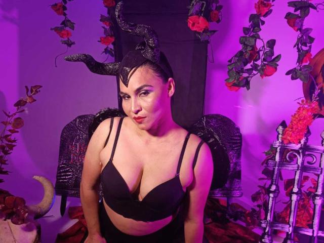 RachelTheran - Live sex cam - 23038133