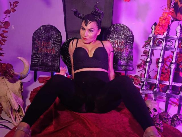 RachelTheran - Live Sex Cam - 23038145