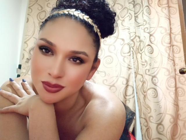 CarlaMuille - Live sexe cam - 23040113