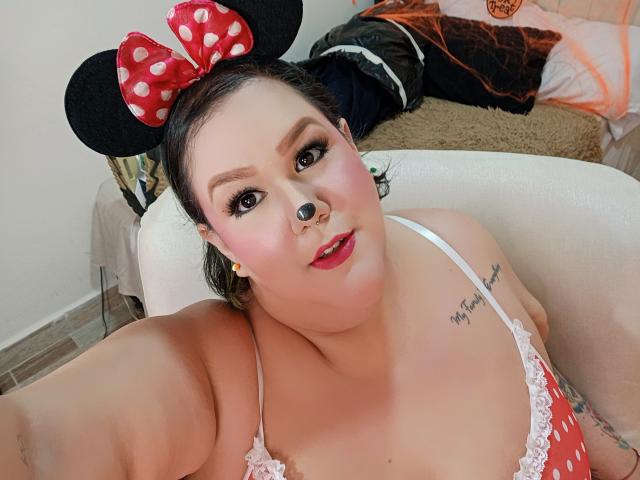 GiannaMorrys - Live porn &amp; sex cam - 23040629