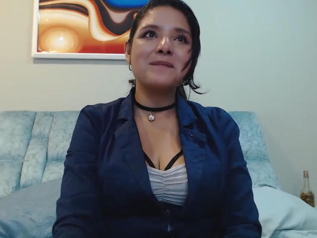 EmilyRine - Live sexe cam - 23044901