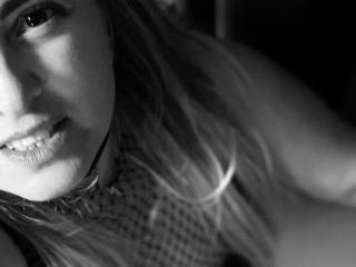 MiaBecky - Live porn &amp; sex cam - 23047421