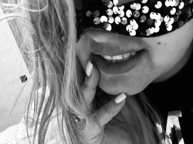 MiaBecky - сексуальная веб-камера в реальном времени - 23047429