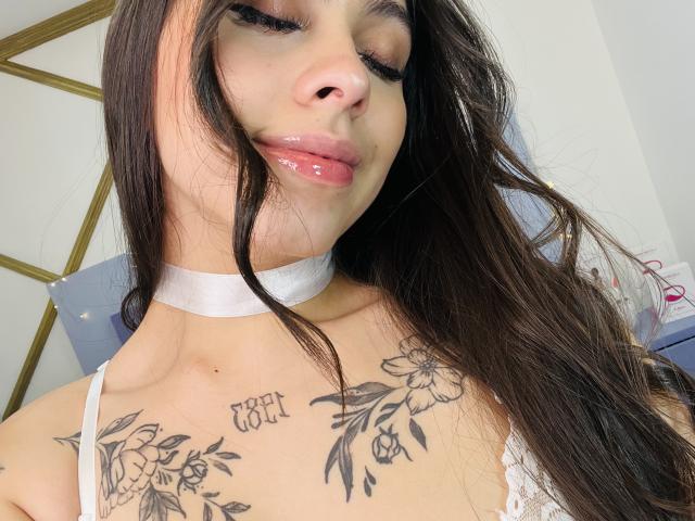 ChanelDeRosee - Live porn &amp; sex cam - 23053005